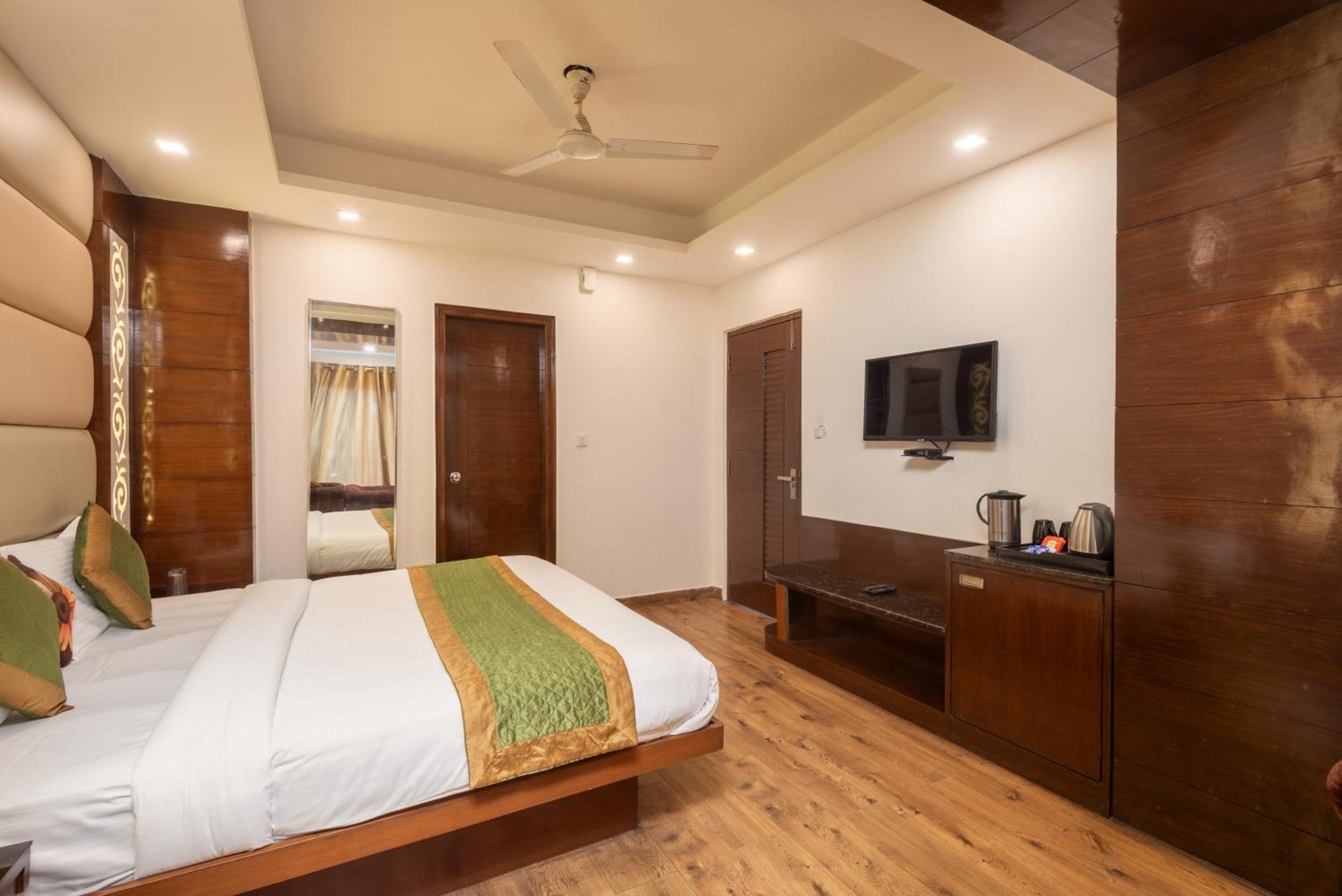 Hotel 30 Degree North Mussoorie Zewnętrze zdjęcie